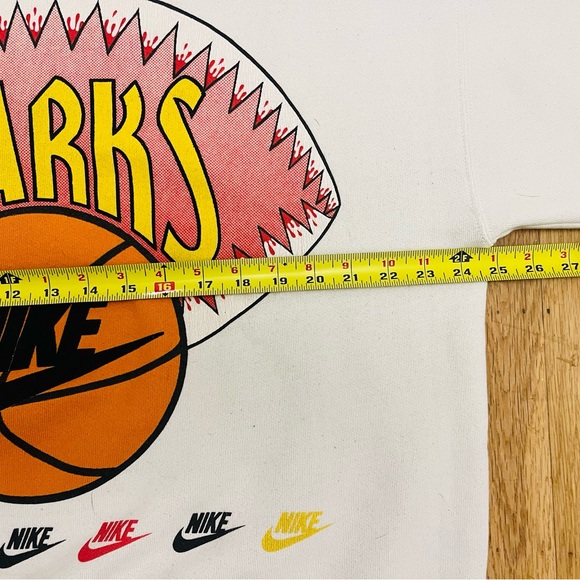 Rare vintage Large 80’s Nike Shark crewneck - Picture 3 of 7